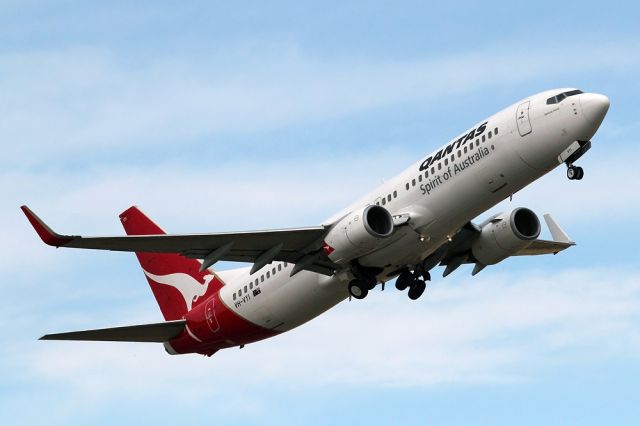 Boeing 737-800 (VH-VYI) - QANTAS - BOEING 737-838 - REG VH-VYI (CN 34181/1840) - ADELAIDE INTERNATIONAL SA. AUSTRALIA - YPAD (21/12/2014)