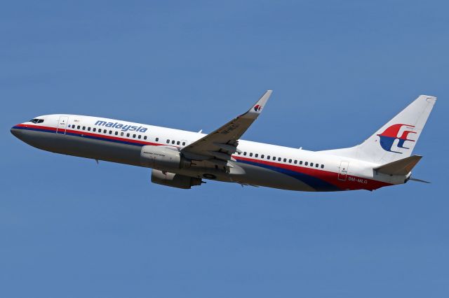 Boeing 737-800 (9M-MLG)