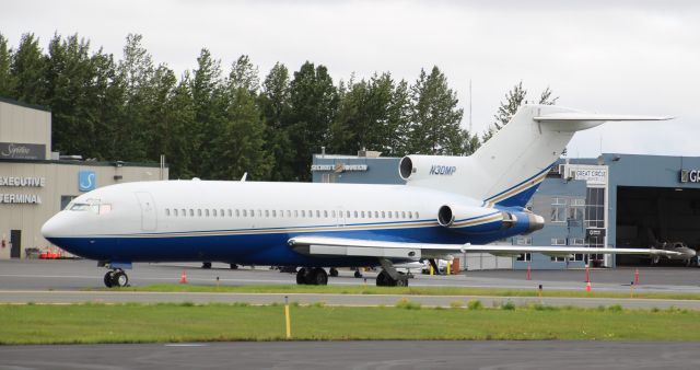 Boeing 727-100 (N30MP)