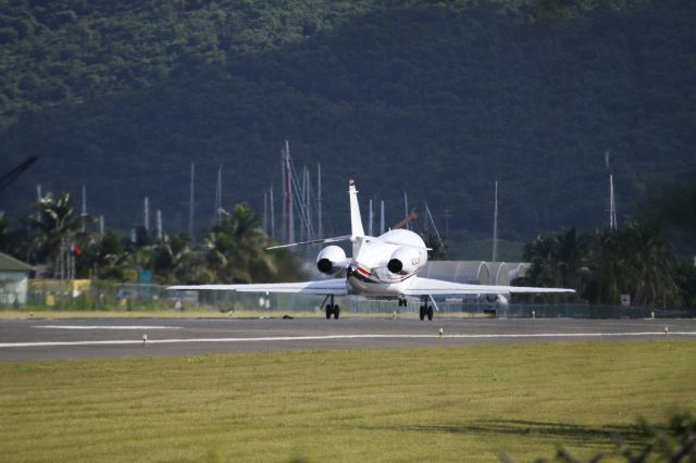 Dassault Falcon 2000 (N262QS)