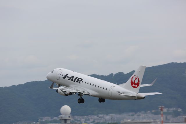 Embraer 170/175 (JA222J)