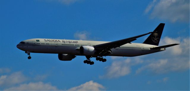 BOEING 777-300 (HZ-AK37) - 2/5/22 inbound for Rwy 1R