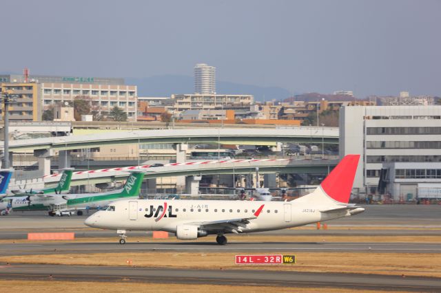 Embraer 170/175 (JA218J)