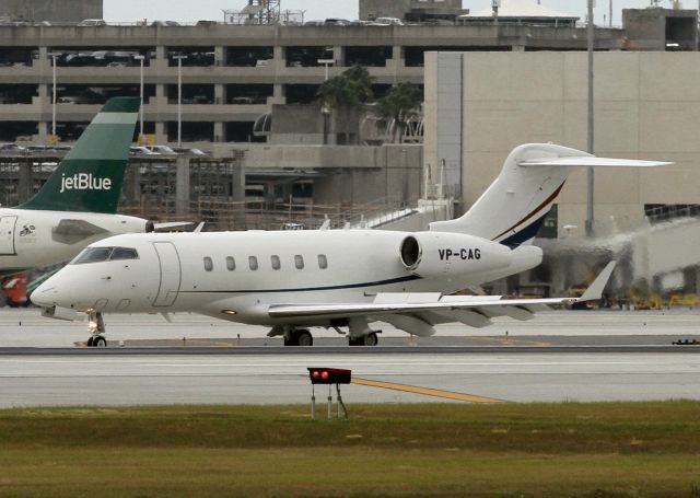 Hawker 800 (VP-CAG)