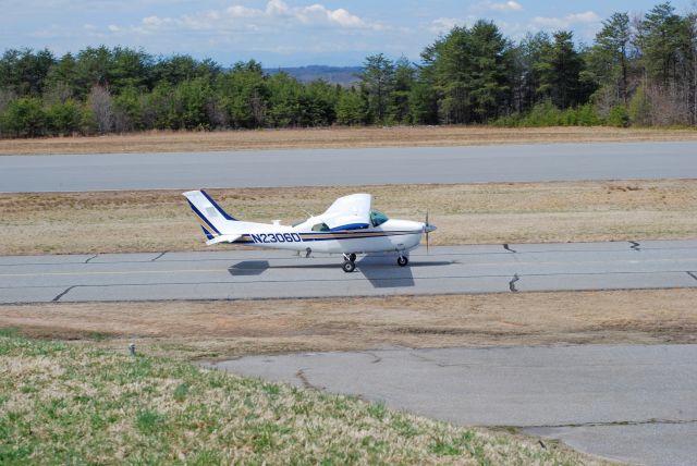 Cessna Centurion (N2306D)