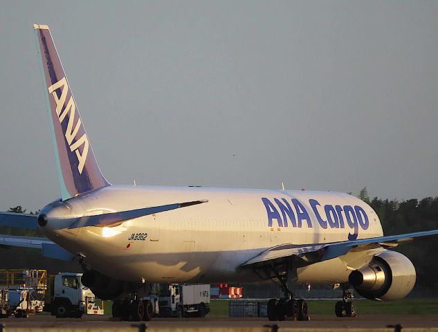 BOEING 767-300 (JA8362) - I took this picture on Aug 13, 2019