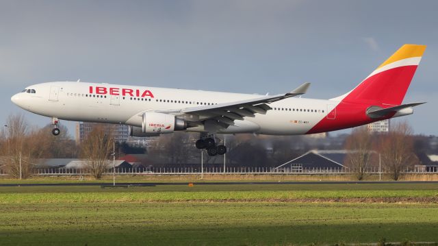 Airbus A330-200 (EC-MSY)