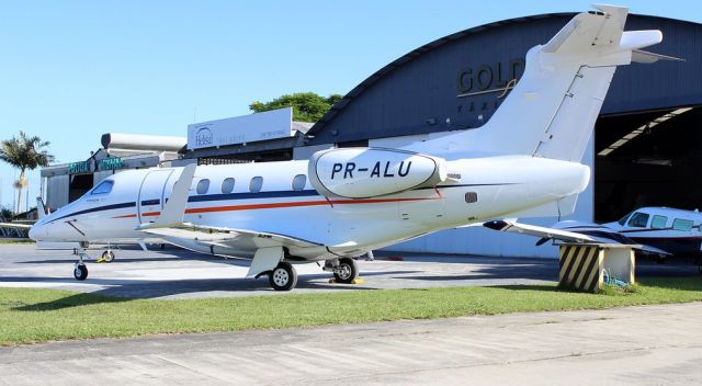 PR-ALU — - Um majestoso Embraer 505 Phenom 300