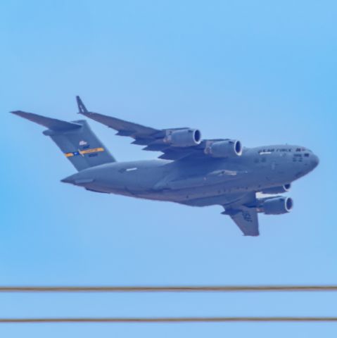 Boeing Globemaster III (AE07E5) - This was the first of two flying low by Belvue KS today.br /br /Oly EM1x 100-400 2x