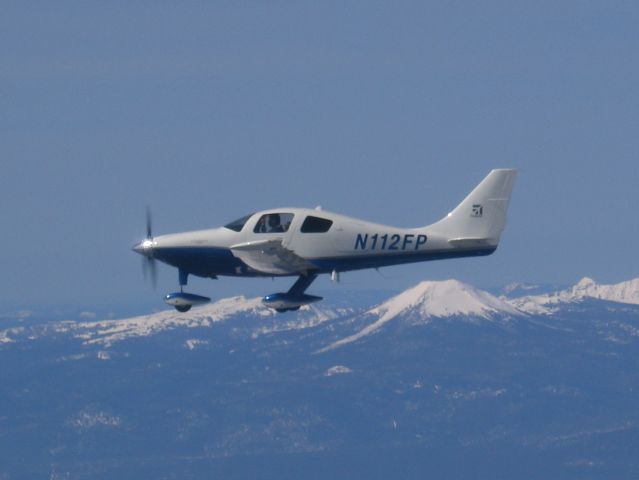 Cessna 350 (N112FP) - Columbia/Cessna 350 Over Oregon