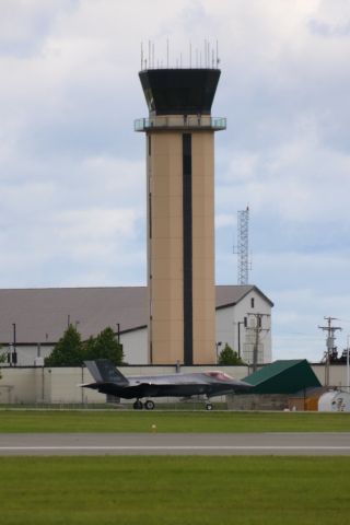 Lockheed F-35C (F002) - Netherlands Air Force F35 F002 taxiis past the control tower at Bangor International Airport on the way to the fuel stand.