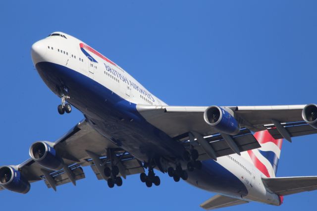 Boeing 747-400 (G-BYGB)