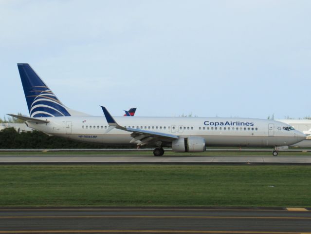 Boeing 737-800 (HP-1826CMP)