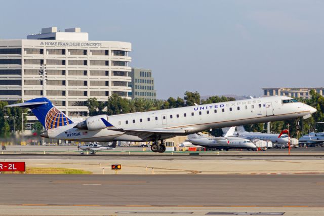 Canadair Regional Jet CRJ-700 (N791SK)