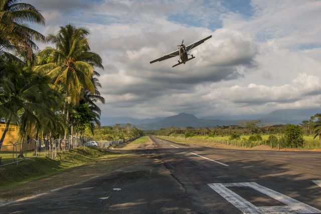 Cessna Caravan (TI-BDY)