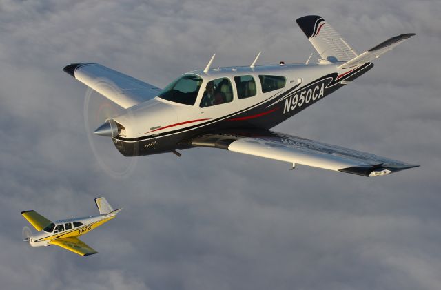 Beechcraft 35 Bonanza (N950CA)