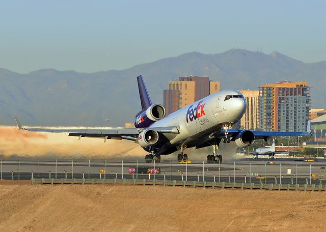 Boeing MD-11 (N578FE)