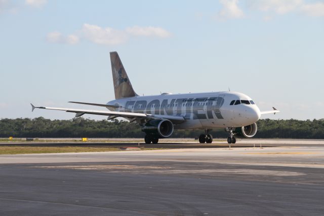 Airbus A319 (N953FR)