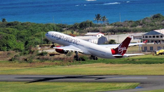 Airbus A330-300 (G-VSXY)