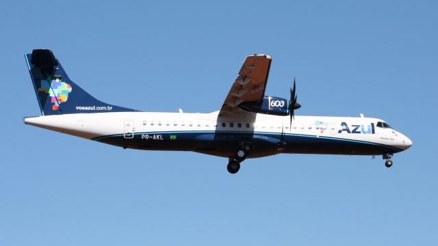 ATR ATR-72 (PR-AKL)
