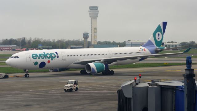 Airbus A330-300 (EC-MII) - 4/29/19