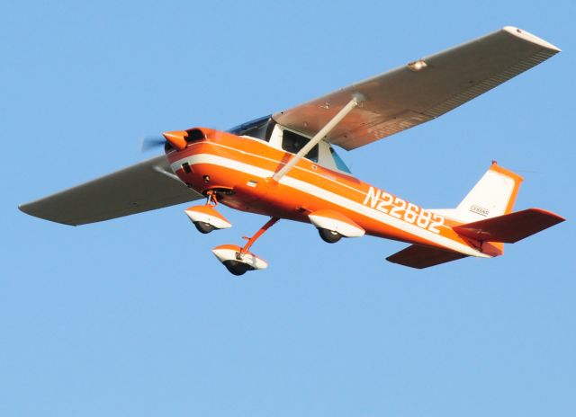 Cessna 152 (N22682) - N22682 departs runway three-zero, Merced Regional Airport.