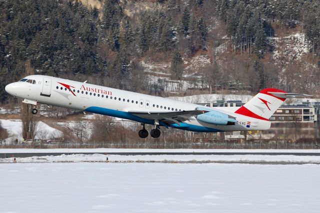 Fokker 100 (OE-LVC)