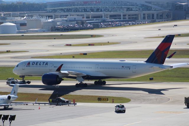 Airbus A350-900 (N518DZ)