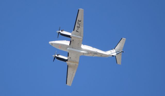 Beechcraft Super King Air 200 (F-GJFE)