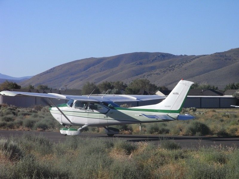 Cessna Skylane (N57DL)