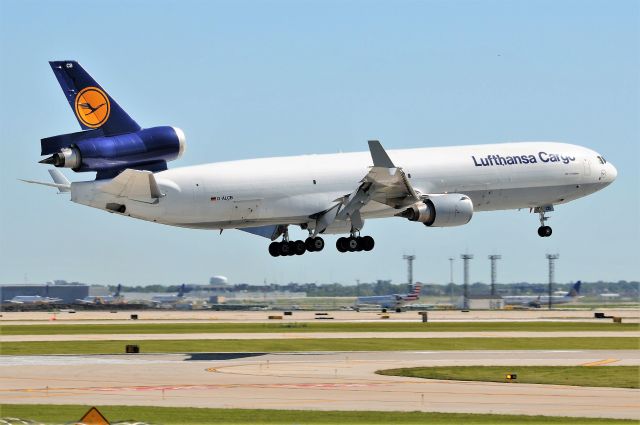 Boeing MD-11 (D-ALCB)