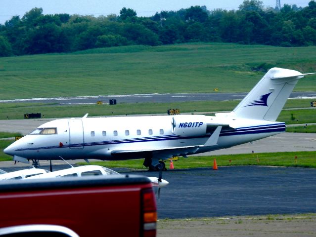 Canadair Challenger (N601TP)