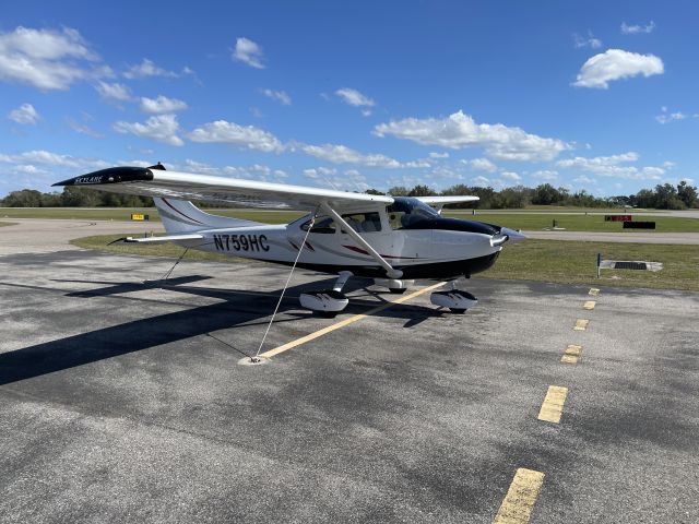 Cessna Skylane (N759HC)