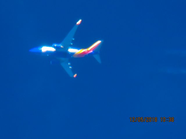 Boeing 737-700 (N954WN)