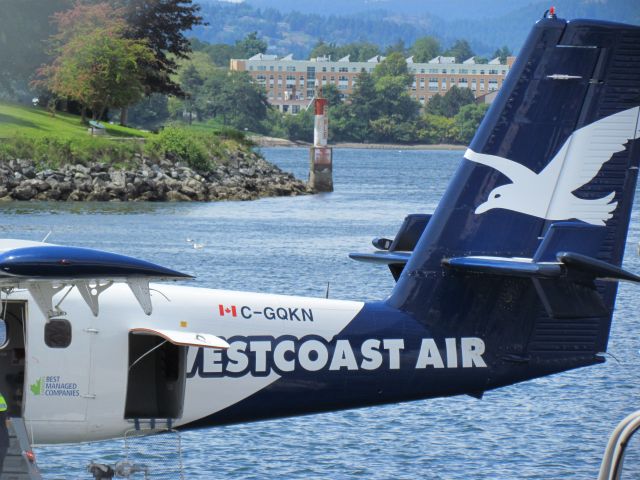 De Havilland Canada Twin Otter (C-GQKN)