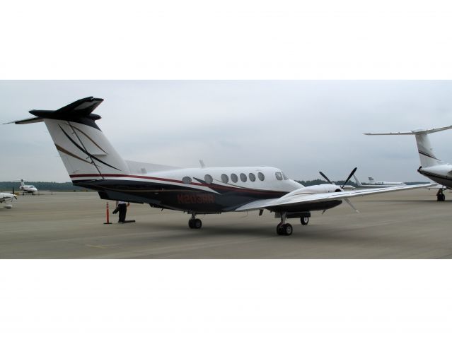 Beechcraft Super King Air 300 (N203RR)