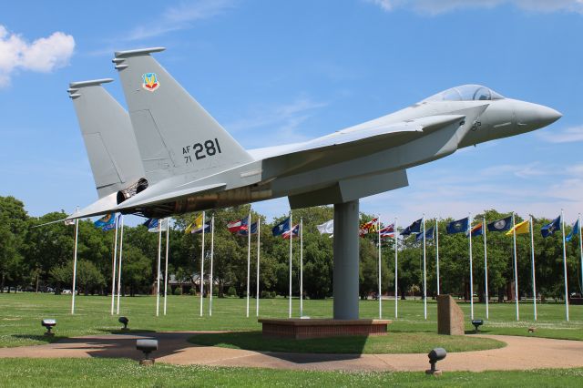 McDonnell Douglas F-15 Eagle (71-0281)