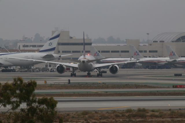 Boeing 787-8 (N26902)