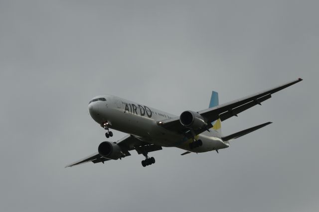 BOEING 767-300 (JA601A) - 03 October 2015: HND-HKD.