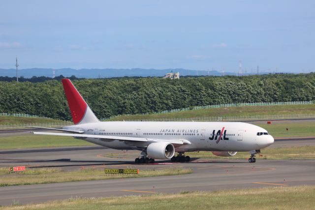 Boeing 777-200 (JA773J)
