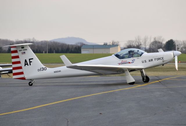 FOURNIER RF-10 (N9154H) - 2001 Aeromot AMT-200S, seen at KFDK on 3/22/2009.