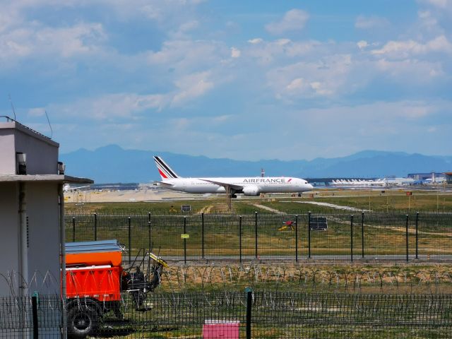 Boeing 787-9 Dreamliner (F-HRBF)