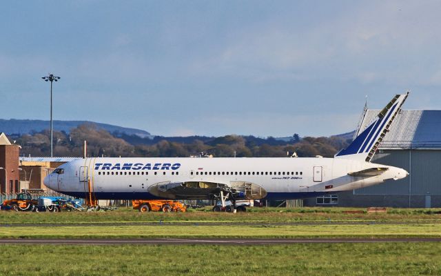 BOEING 767-200 (EI-CZD) - transaero b767-2 ei-czd almost ready for its last voyage at shannon 29/4/16.