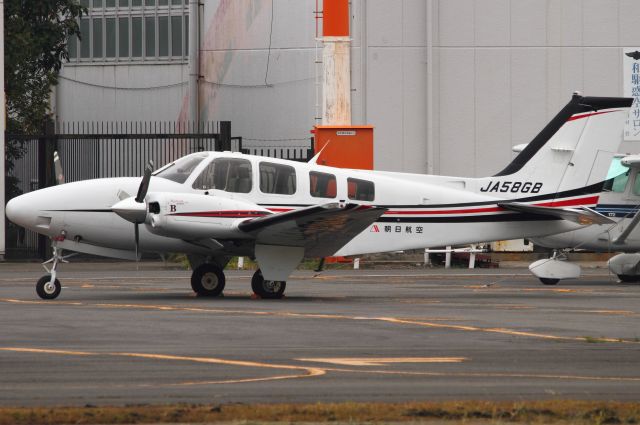 Beechcraft Baron (58) (JA58GB)