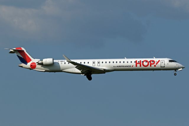 Bombardier CRJ-1000 (F-HMLE)