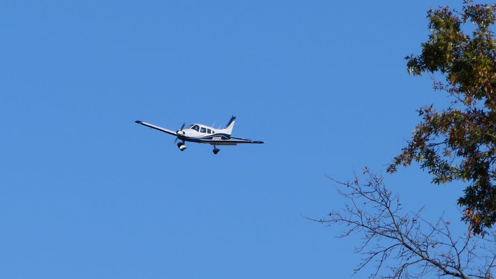 Piper Cherokee (N5914V)