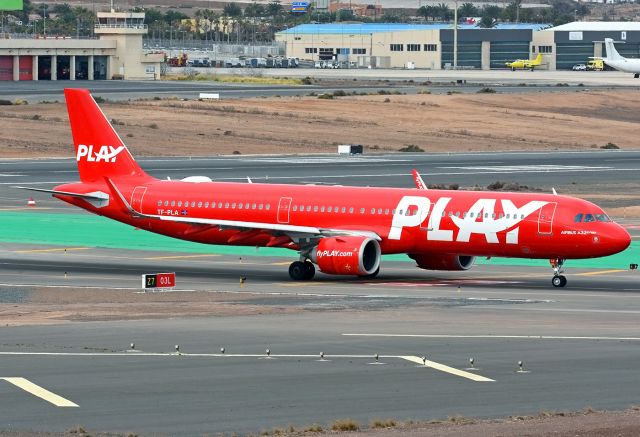 Airbus A321neo (TF-PLA)