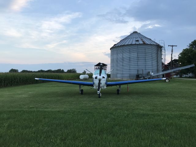 Beechcraft 35 Bonanza (N3096C)