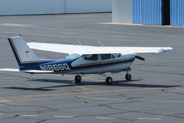 Cessna 177RG Cardinal RG (N1866Q)