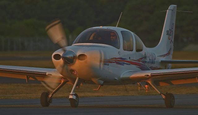 Cirrus SR-22 (N541WP) - Taxing for tie down Cape May County NJ